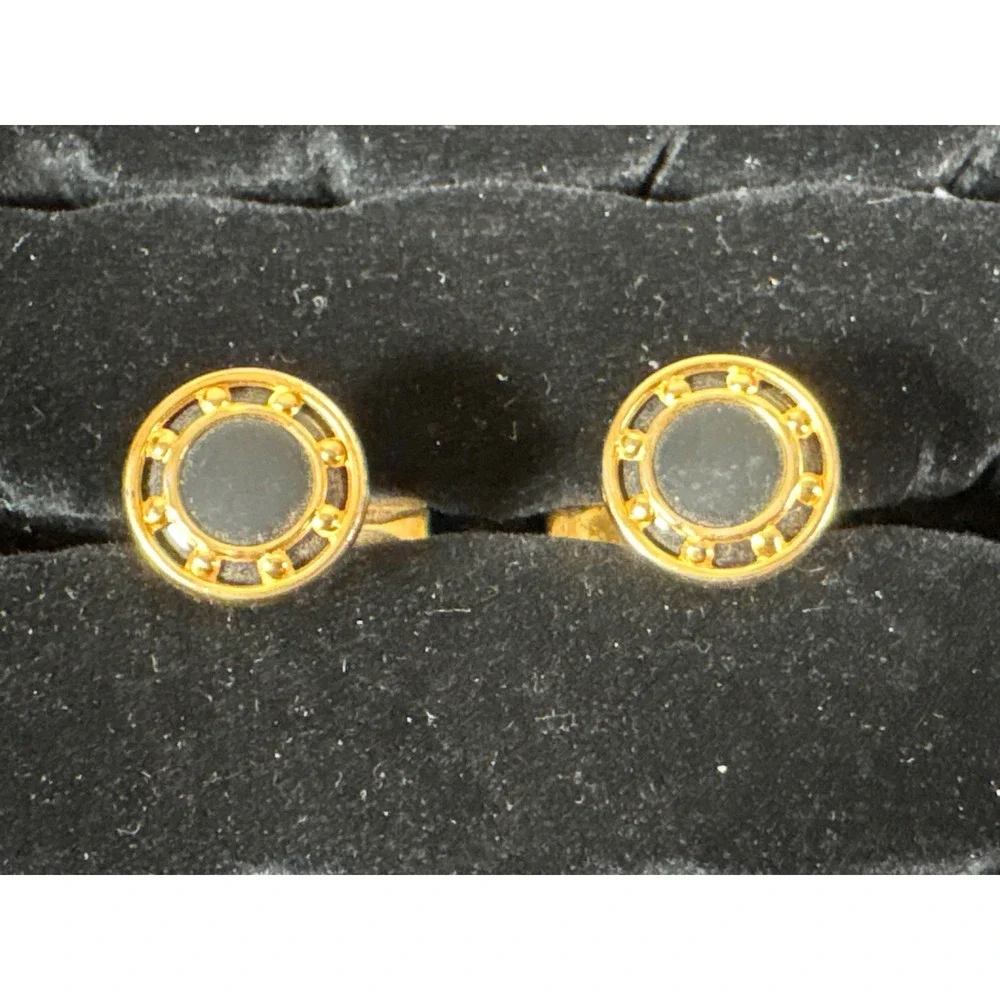 Vintage Gold Tone Round Cufflinks Dark Center Stone Beaded Bezel Toggle Back